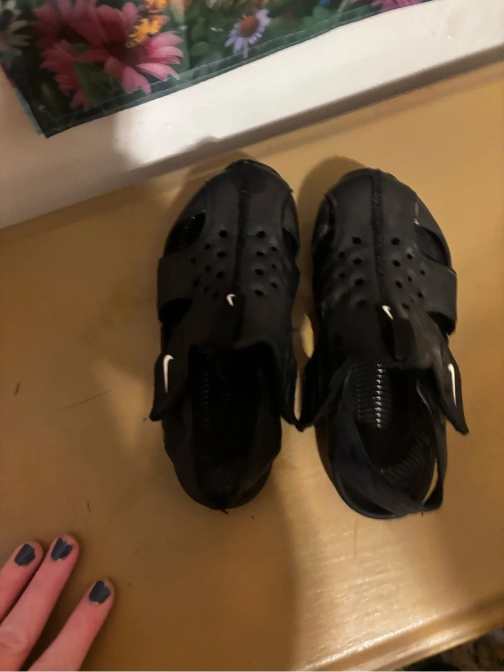 Nike Black Kids Aqua Sandals with White Swoosh